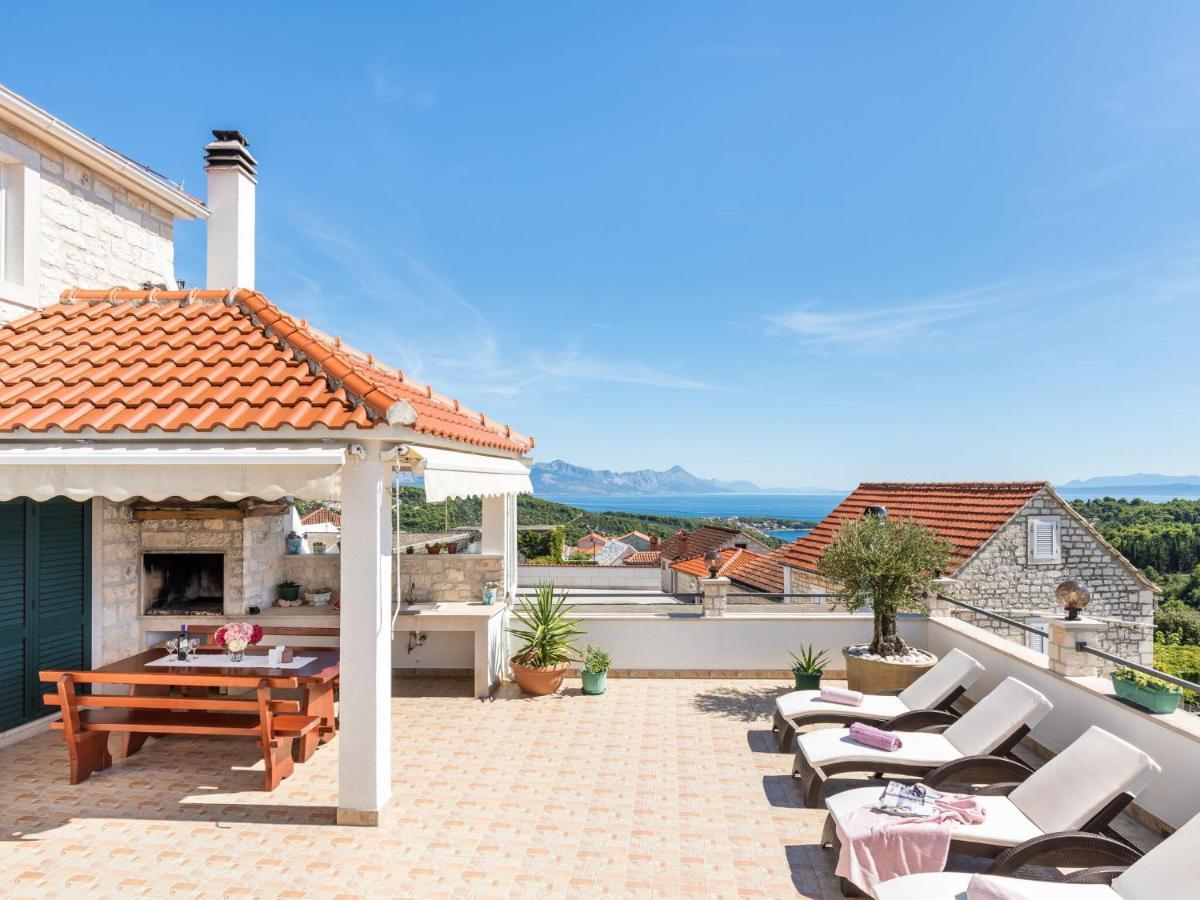 Luxurious Villa In Selca With Pool 외부 사진