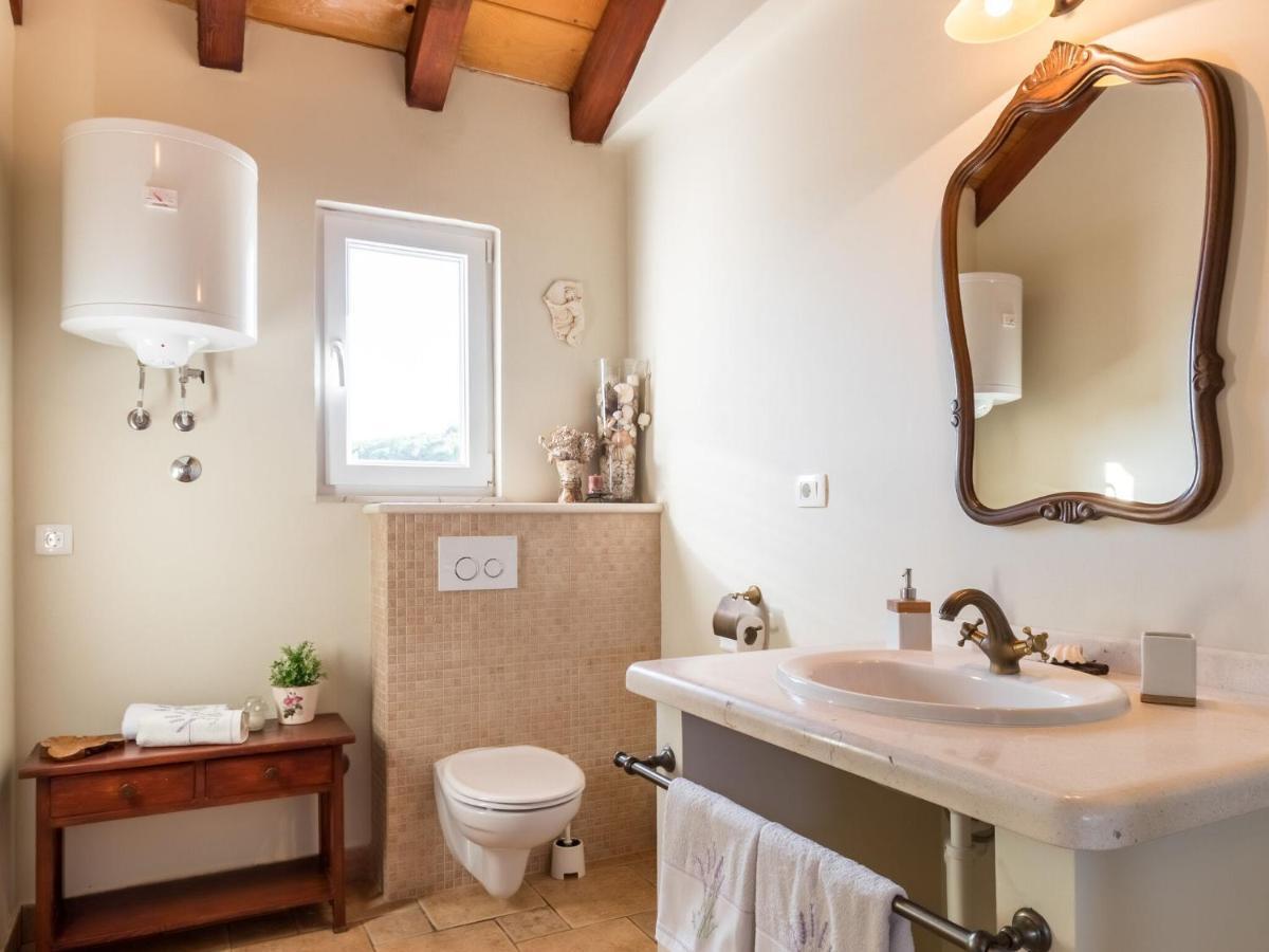 Luxurious Villa In Selca With Pool 외부 사진